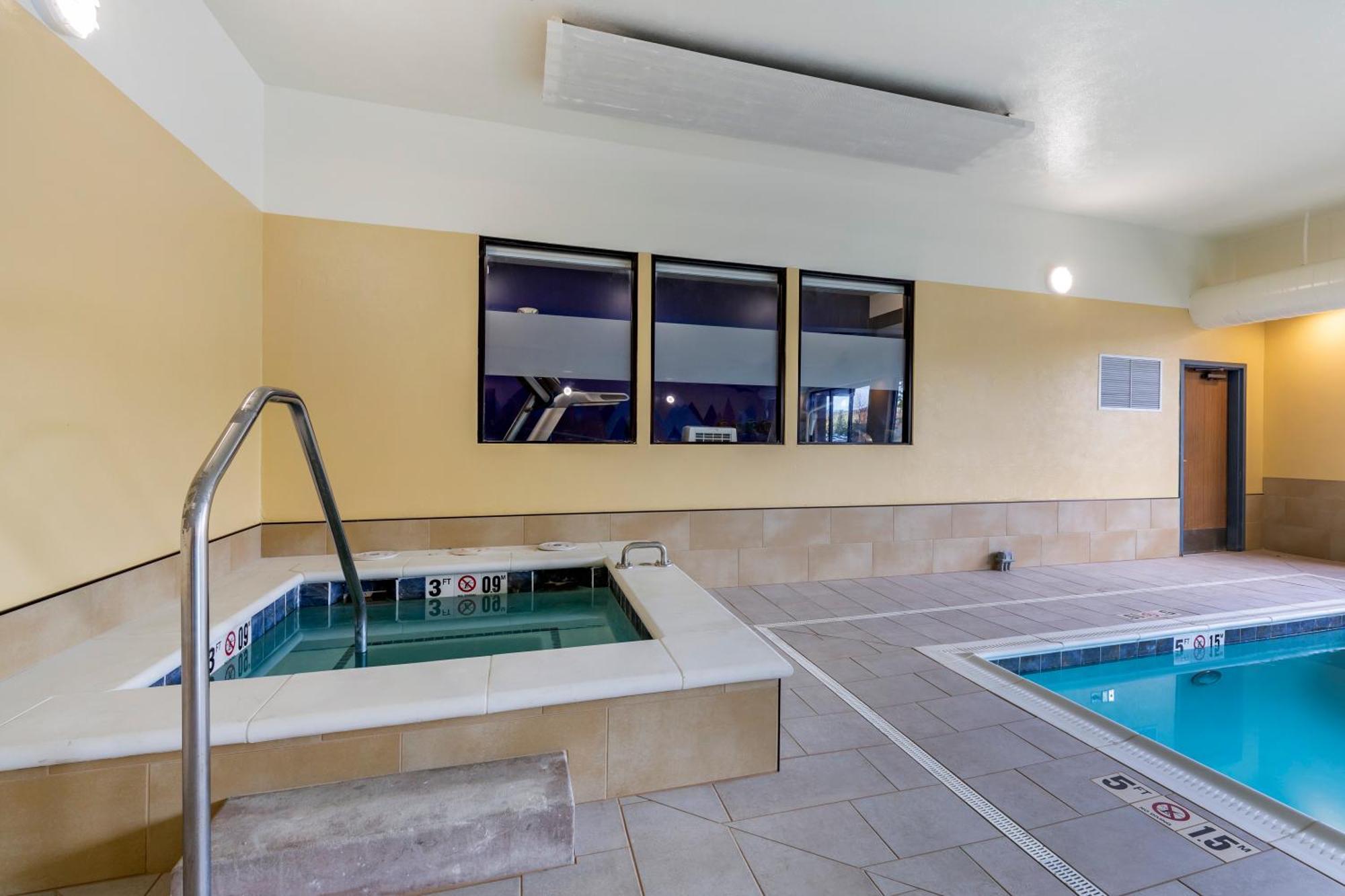 Comfort Inn Мисула Екстериор снимка